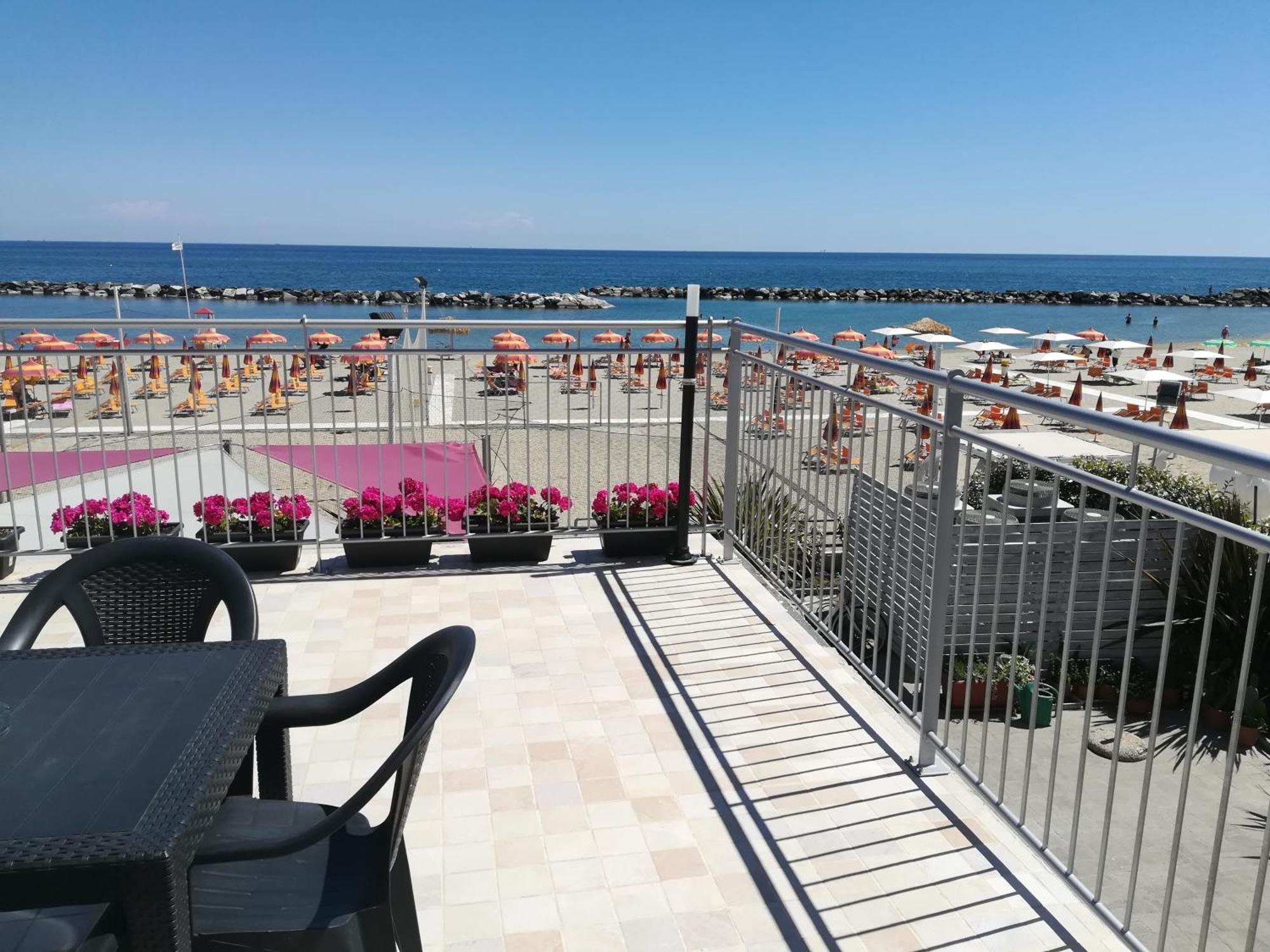 Hotel & Residence Cavalluccio Marino Rimini Zewnętrze zdjęcie