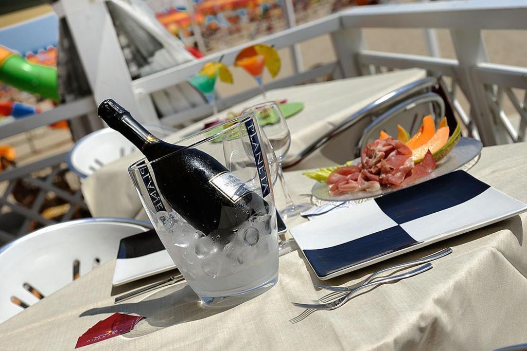 Hotel & Residence Cavalluccio Marino Rimini Zewnętrze zdjęcie
