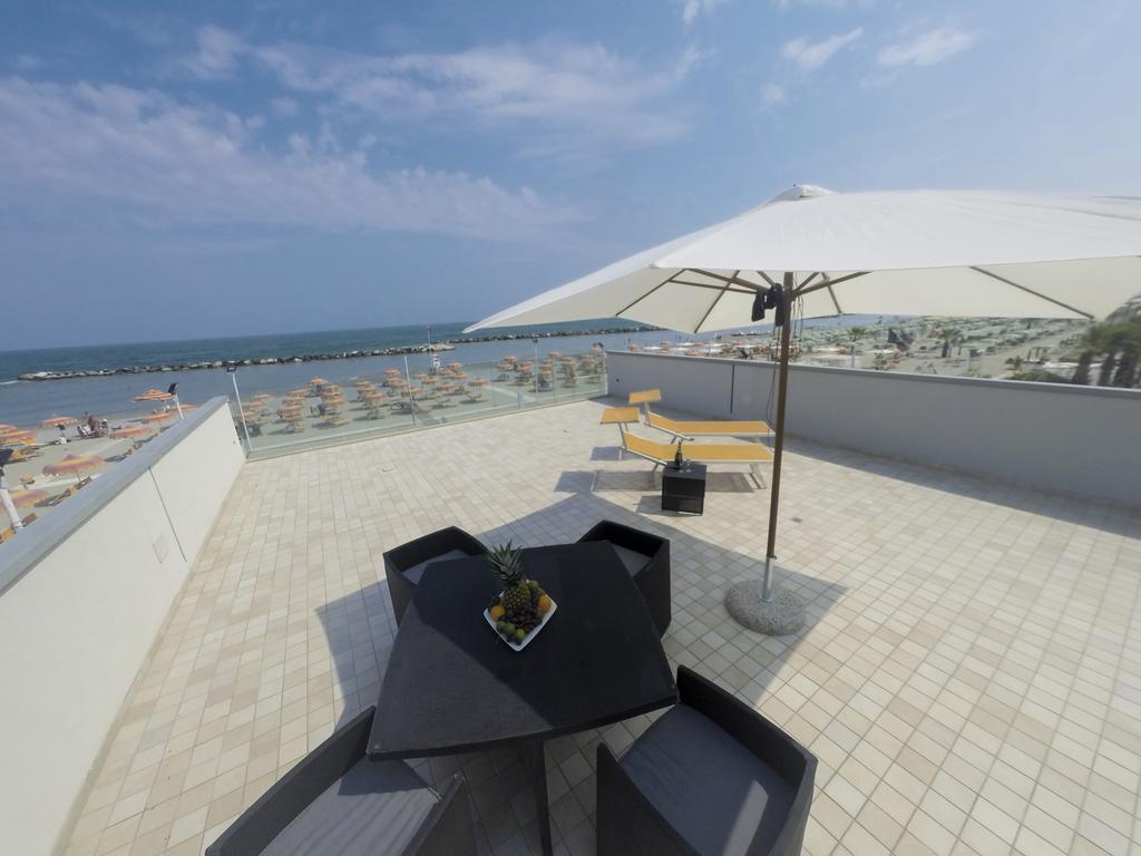 Hotel & Residence Cavalluccio Marino Rimini Zewnętrze zdjęcie