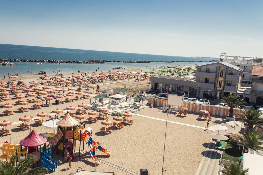 Hotel & Residence Cavalluccio Marino Rimini Zewnętrze zdjęcie